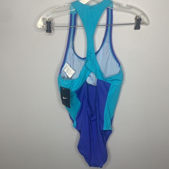 NEW Nike women’s One piece bathing swimsuit size 12 - Picture 3 of 8